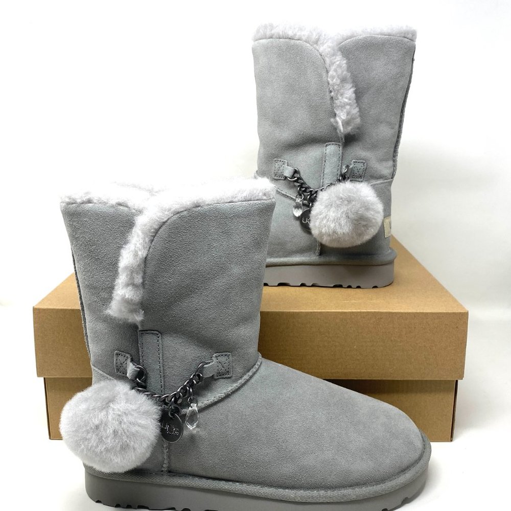 UGG Women's Size 1118983-SEL CLASSIC SHORT CHARM Boot Crystal Pendant Gray Suede - Picture 6 of 9